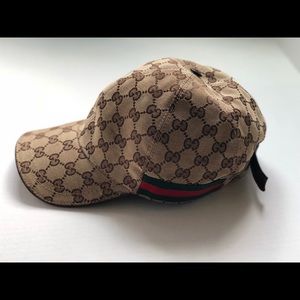 Used GG Canvas Baseball Hat Size XL serial #200035